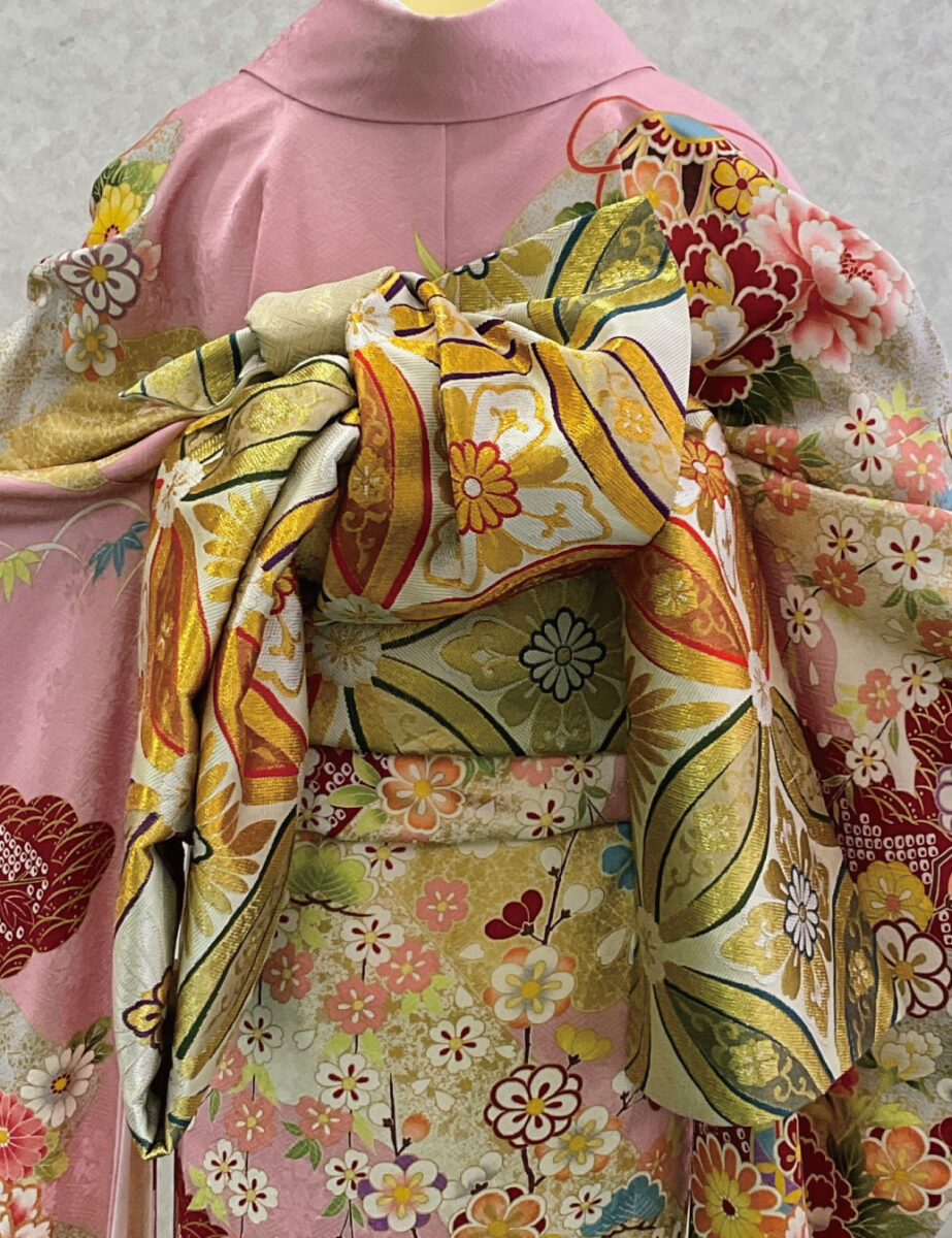 振袖レンタル　Lサイズ　桃色　蝶　花　可愛い