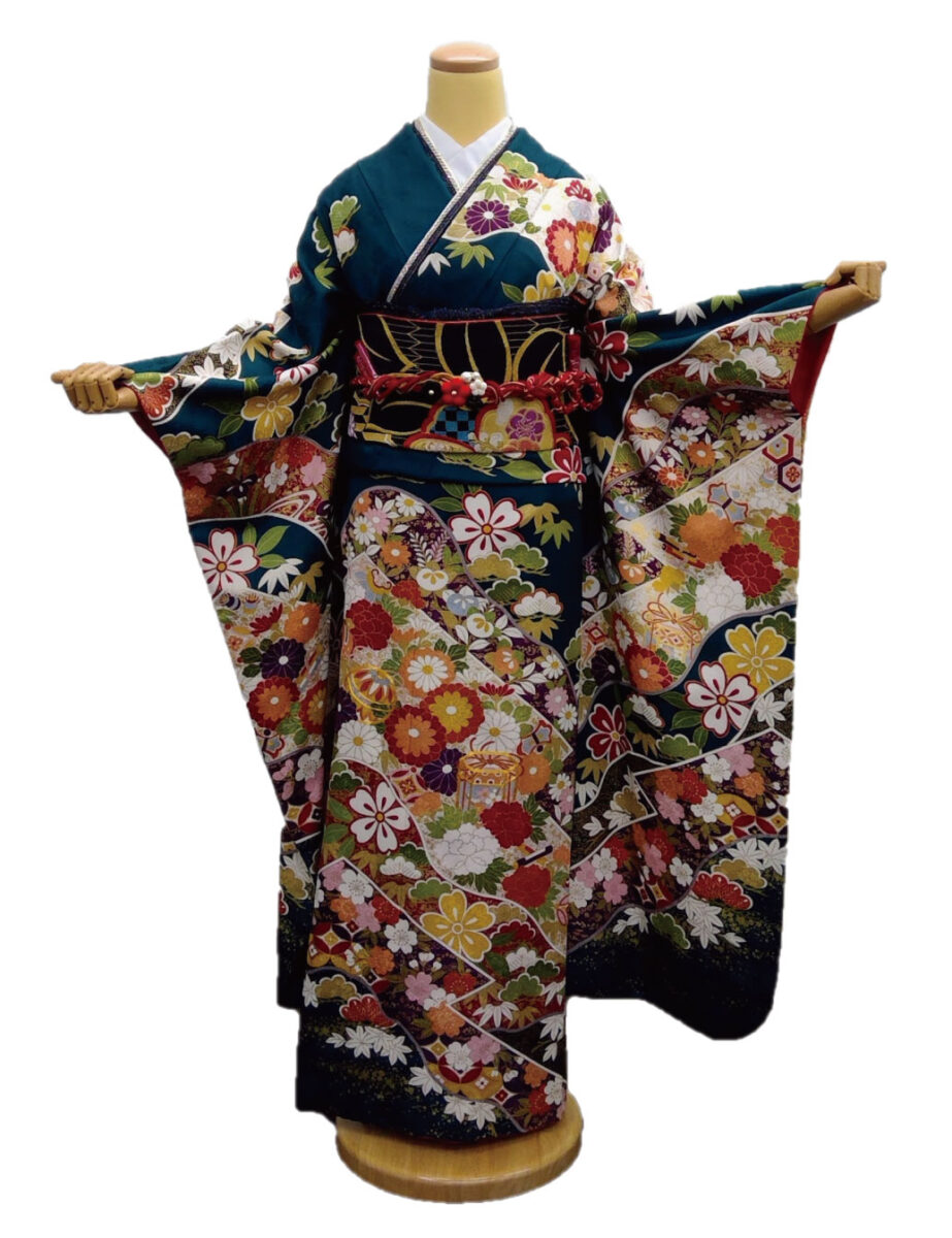 深緑色の振袖レンタル　Mサイズ　古典柄