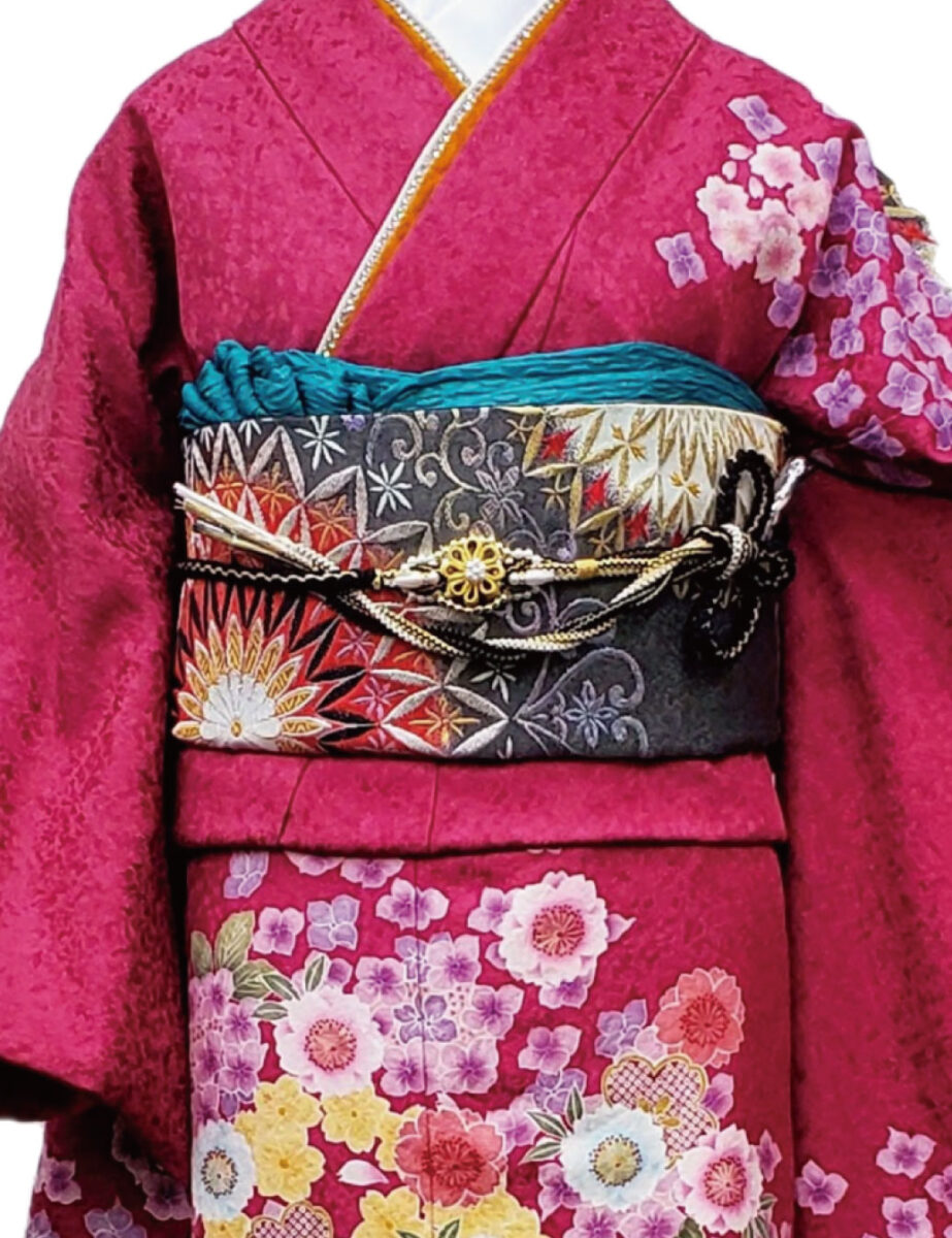 ピンク・桃色振袖レンタル。桜柄のMサイズの振袖です。