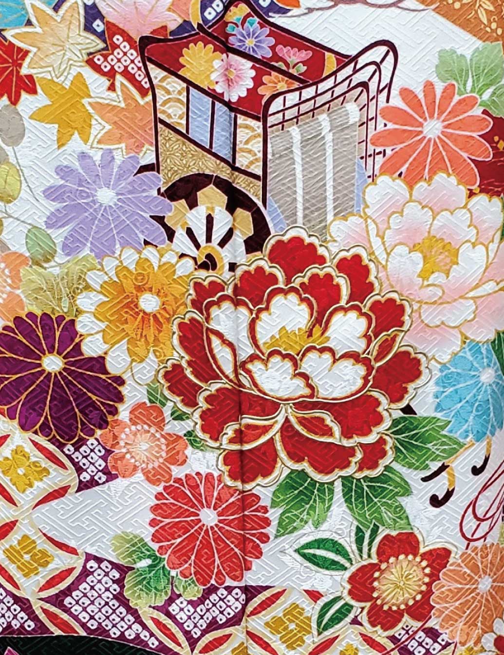 緑色の古典柄、振袖レンタル　Ｓサイズ　緑色　花柄　かわいい