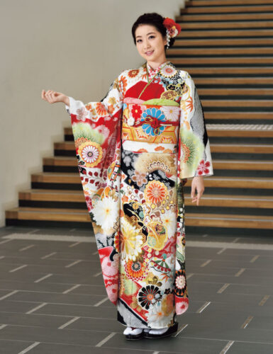 赤い振袖レンタルＬサイズ。古典柄