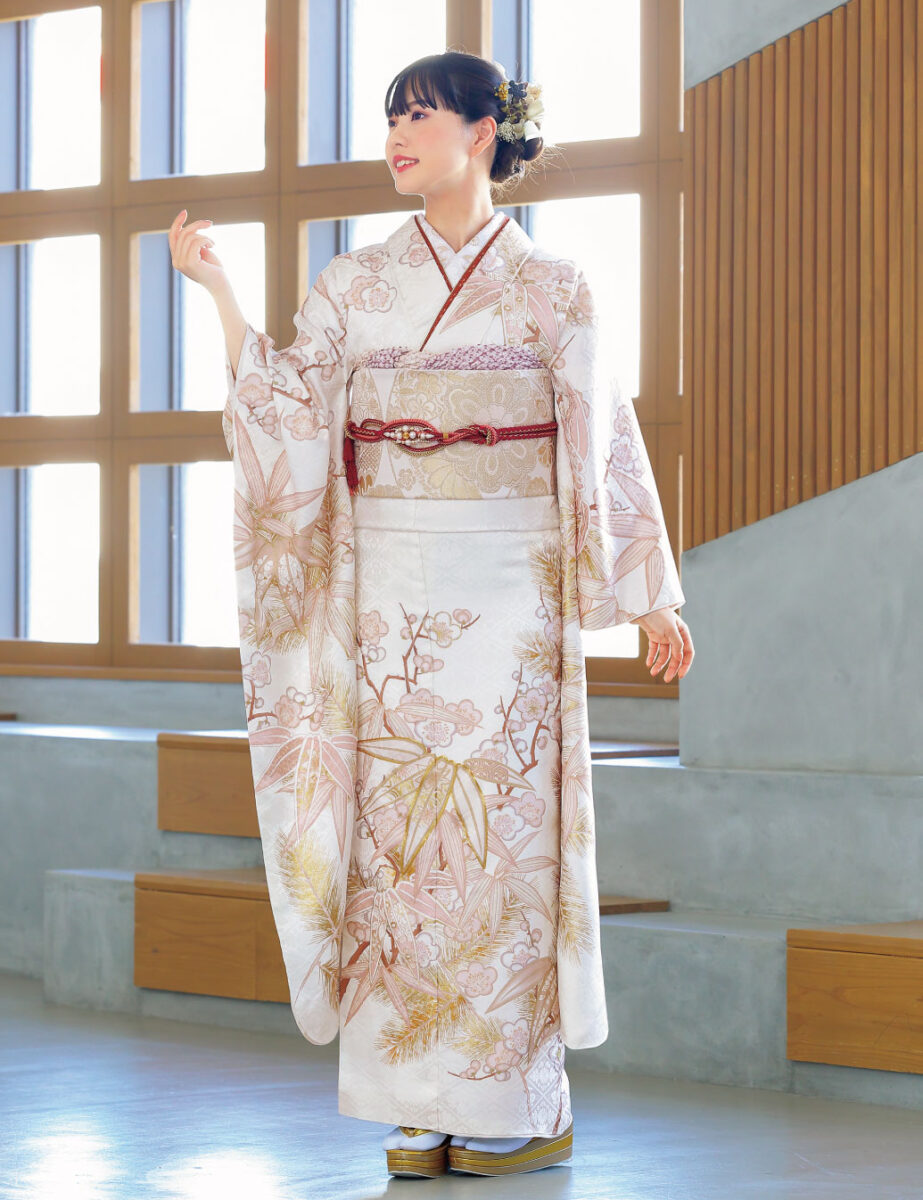 白色 振袖レンタル Sサイズ 小柄 金彩 くすみ系 姫路市 はやのや