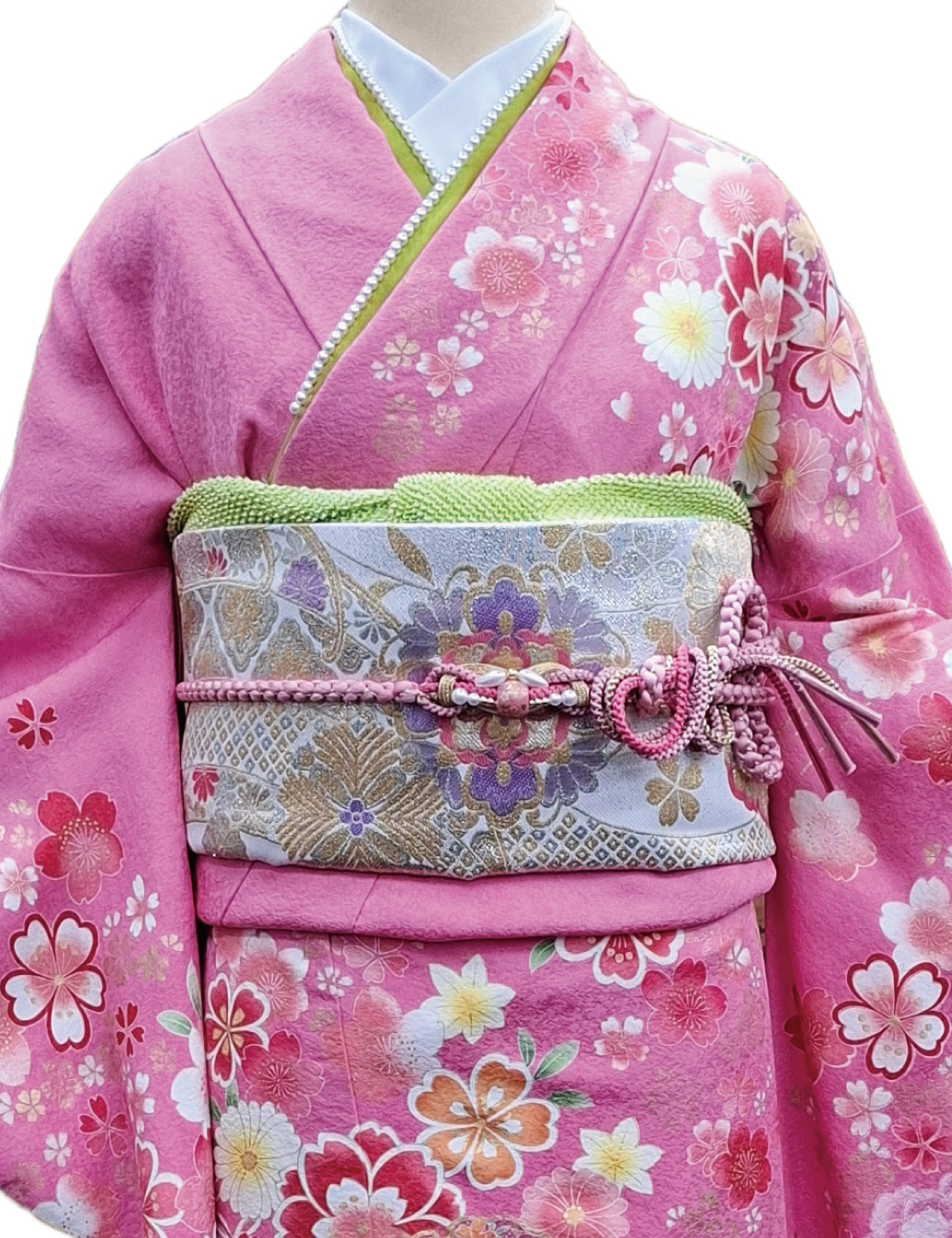 濃桃色の振袖レンタルＳサイズです。桃色　手毬、桜の可愛い振袖レンタルです。身長150ｃｍ～