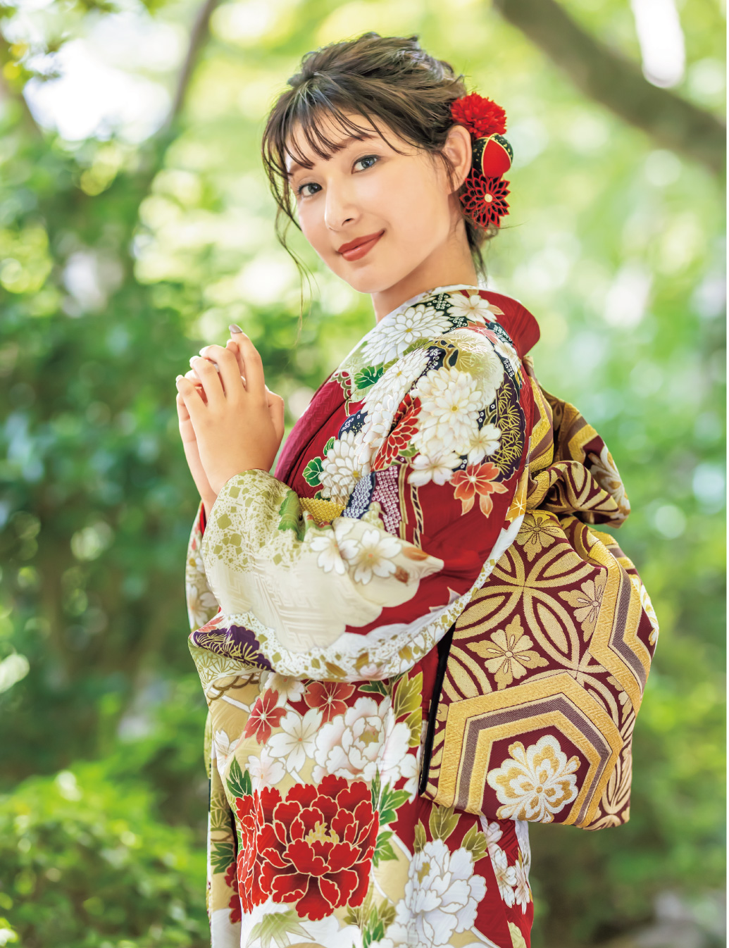 赤い振袖レンタルＬサイズ。古典柄