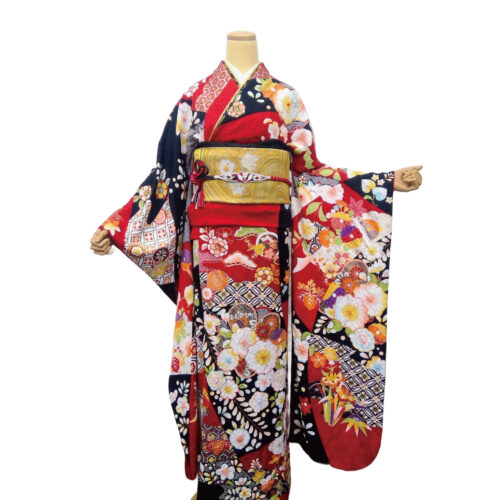 赤色の辻が花の絞り振袖レンタルです。高級感がある。