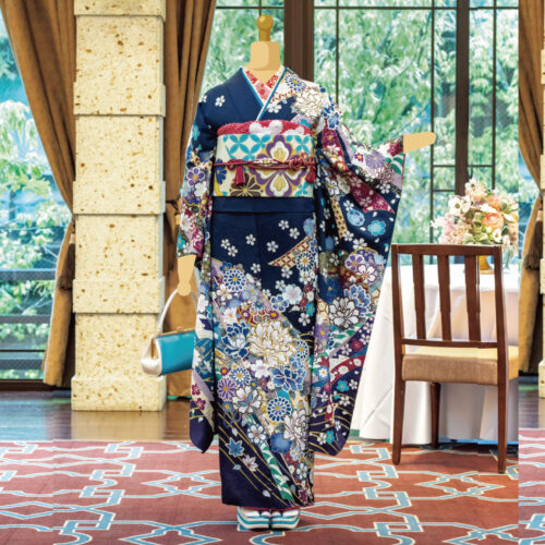 兵庫県姫路　振袖レンタル　青　紺色　椿　牡丹　花柄