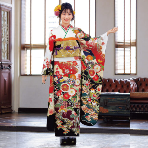 振袖レンタル　Mサイズ　白色に古典花柄