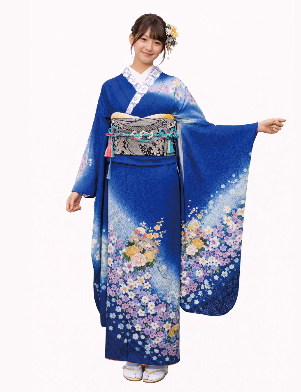 小花の桜柄の青色振袖レンタル