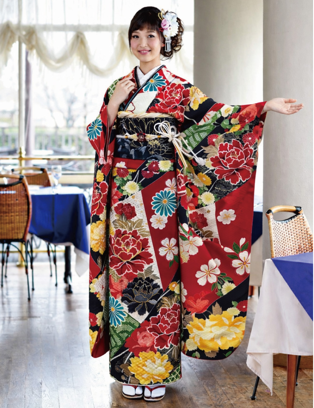 兵庫県　姫路　振袖レンタル　M　サイズ　赤