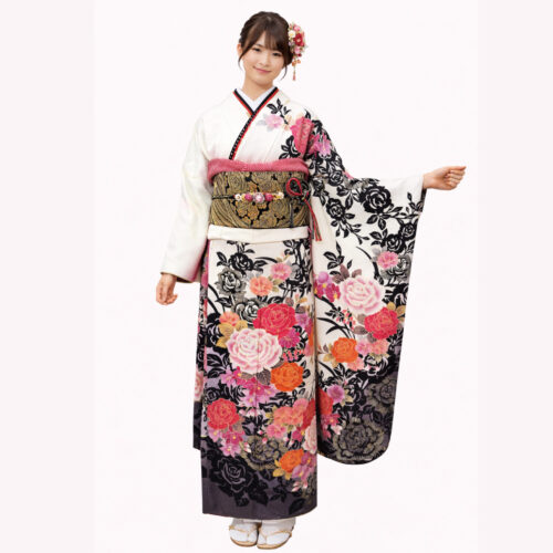 白地に薔薇柄の振袖