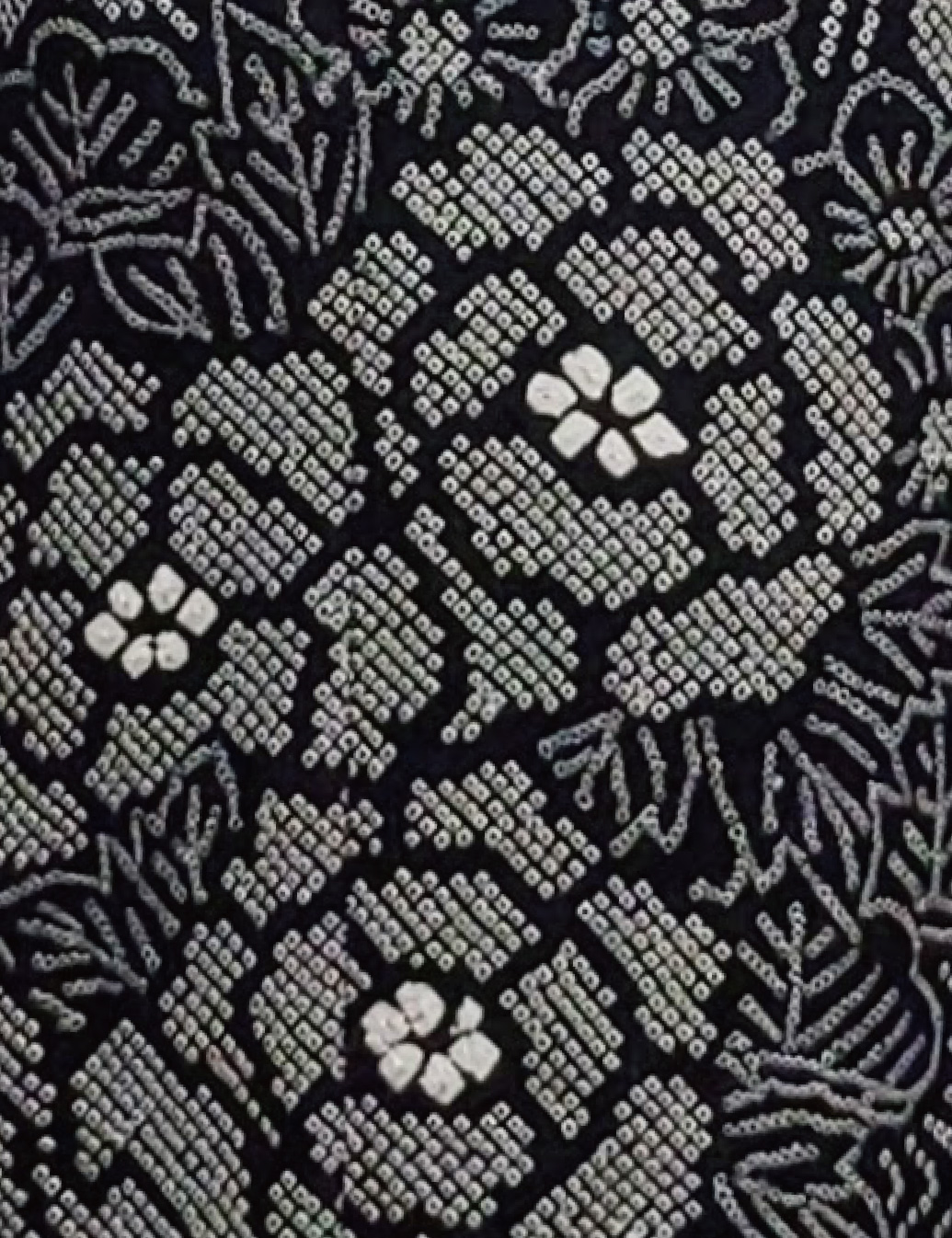 振袖レンタル　Mサイズ　黒色　総絞り　クロコ調袋帯