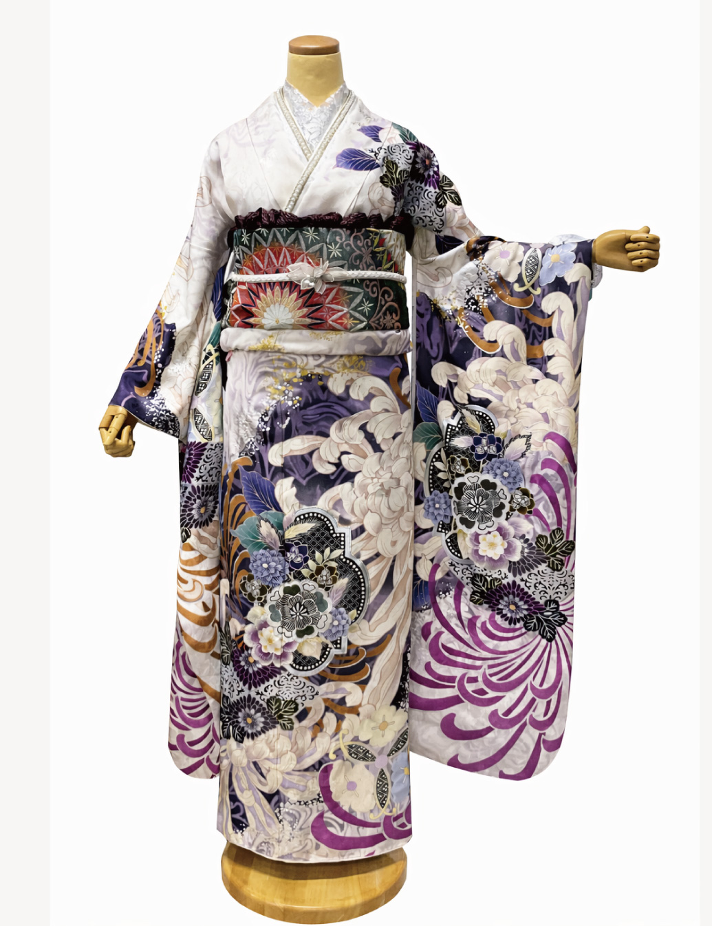 モダンな大柄の乱菊の花が素敵な振袖レンタル