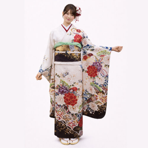 兵庫県　姫路　振袖レンタル　M　サイズ　クリーム　白