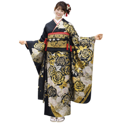 豪華黒地に金の薔薇柄の振袖レンタルです。華やかな古典柄です。身長160ｃｍ前後の振袖レンタルです。