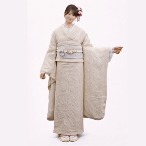 姫路市の成人式　レースの振袖レンタルＳサイズ